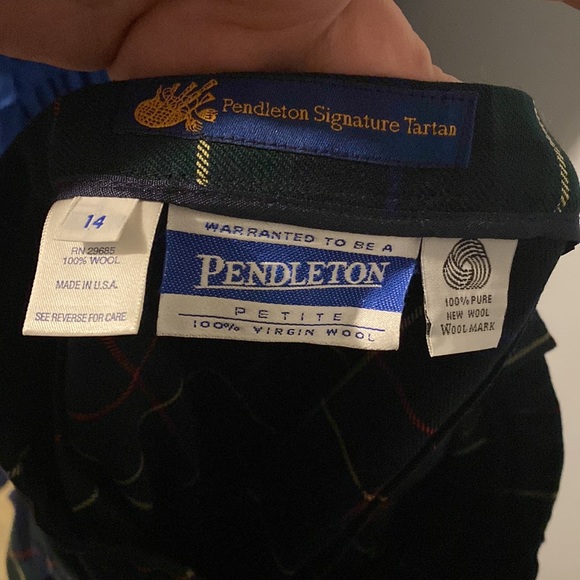 Vintage excellent condition Pendleton Tartan plaid midi skirt dark academia! - Picture 3 of 4